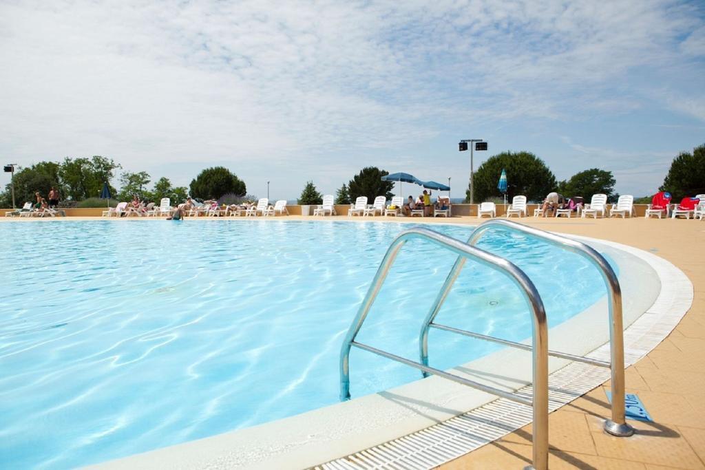 Holiday Mobile Homes Park Riviera カリガドル エクステリア 写真
